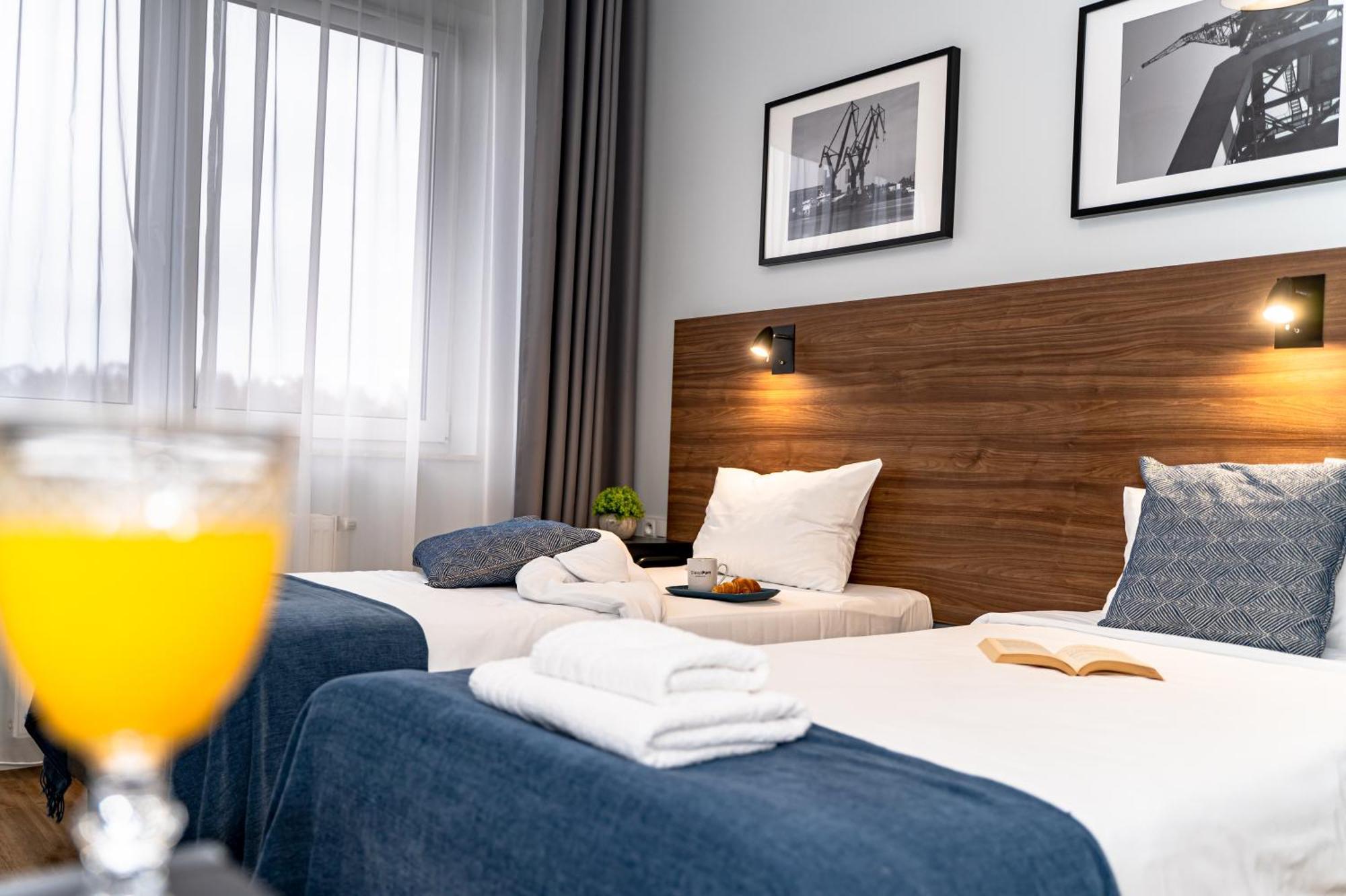Sleep Port B&B - Bezplatny Parking Gdansk Bagian luar foto